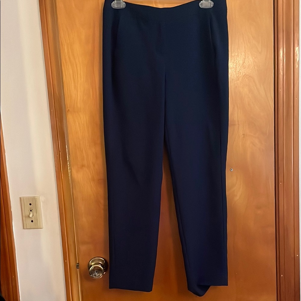Kasper Blue Straight Leg Pants for Versatile Style